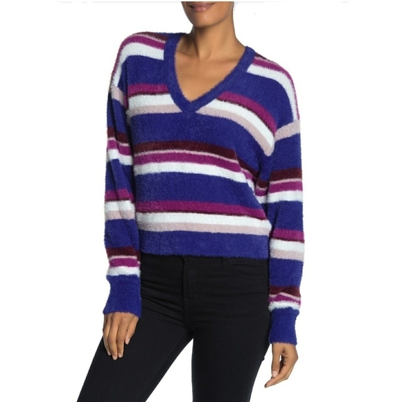 NEW‎ Splendid | Soft Fuzzy Stripe V Neck Sw… - Picture 1 of 8